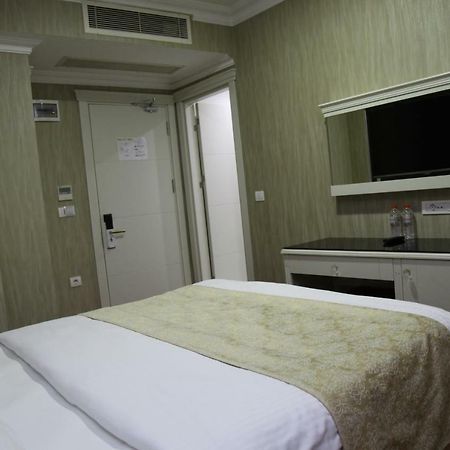 Ens Hotel Истанбул Екстериор снимка